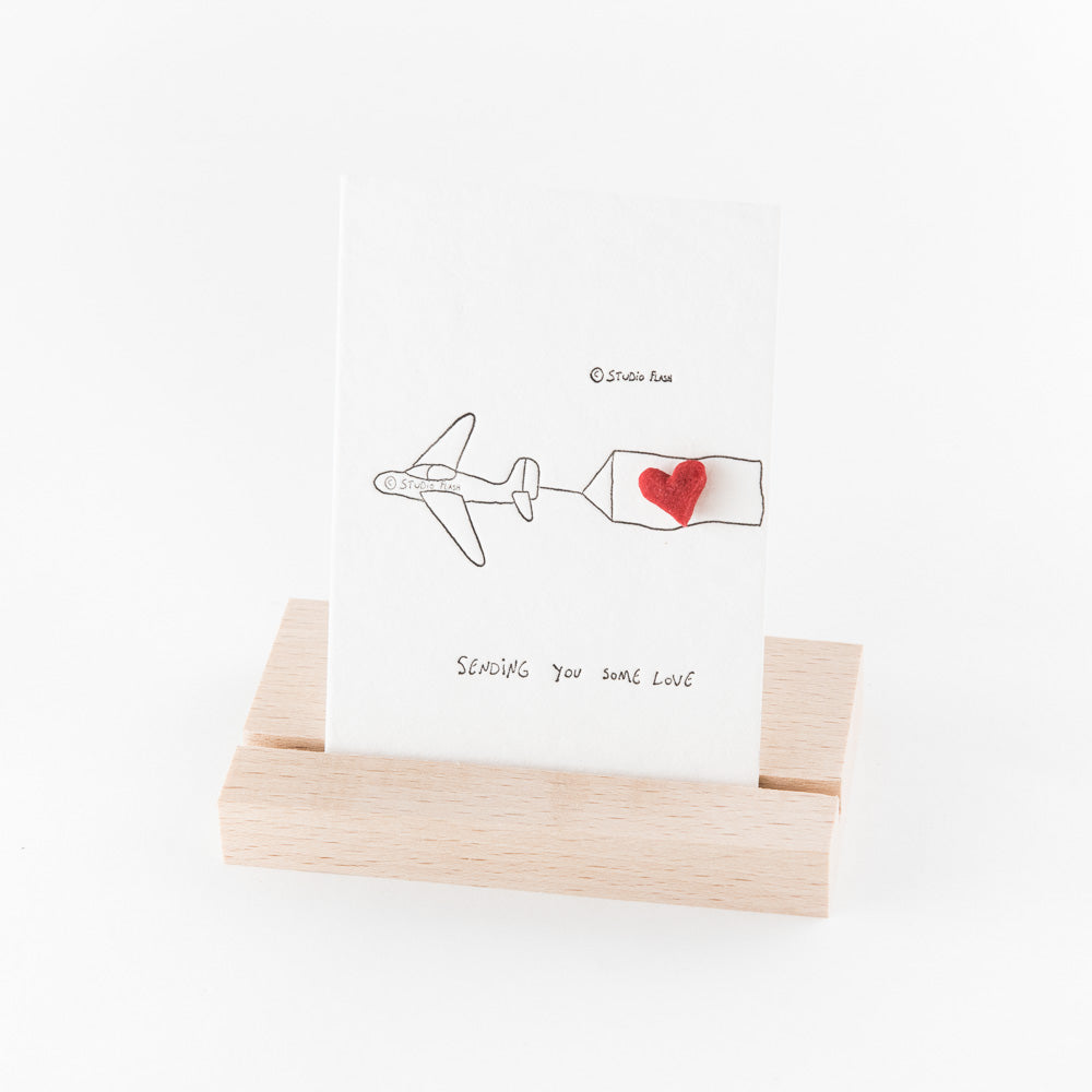 SENDING YOU SOME LOVE Airplane Pin Letterpress Karte
