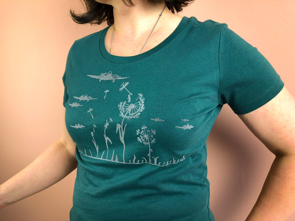 
            
                Load image into Gallery viewer, Pusteblume T-Shirt für Damen
            
        