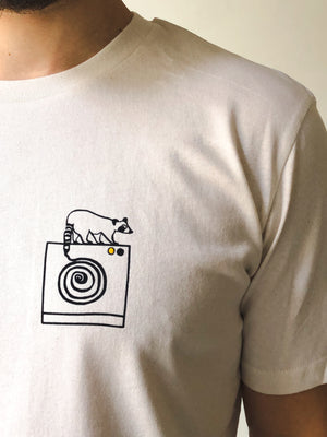 
            
                Laden Sie das Bild in den Galerie-Viewer, Waschbär mono T-Shirt Herren / Unisex
            
        