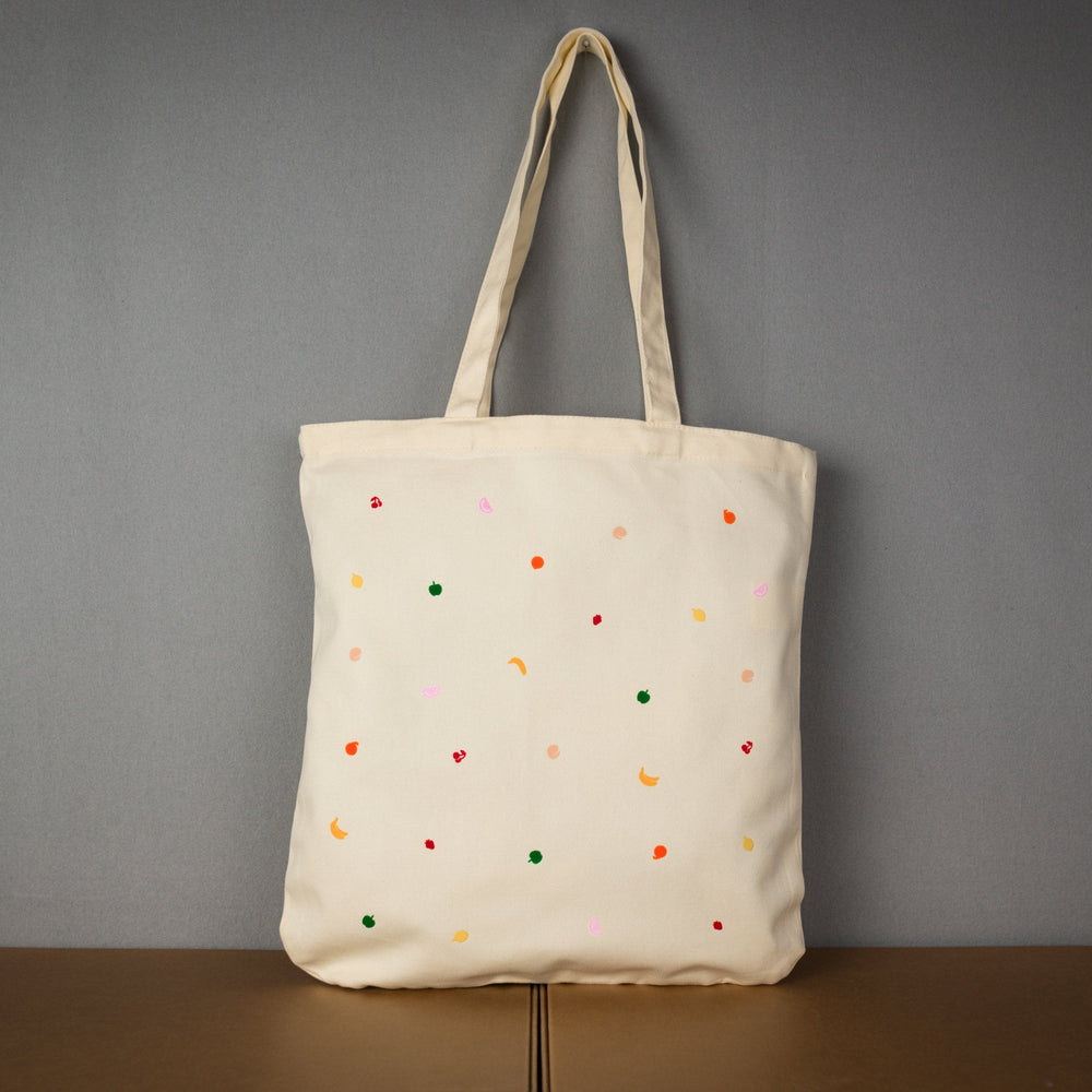 Stabile Einkaufstasche in beige mit flauschigen Früchten super fürs Shopping - schicke Tasche für den Frühling Bio Jutebeutel Beutel