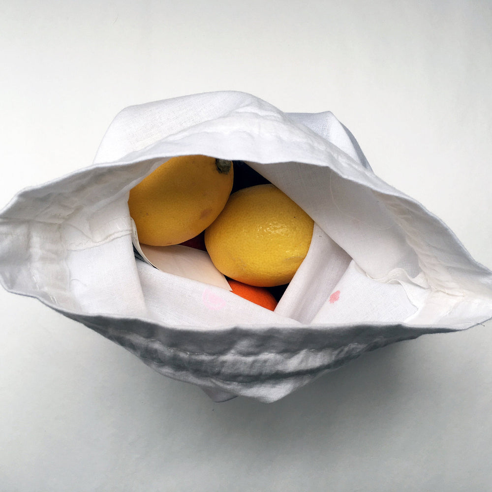 
                  
                    Beutel für Obst oder Gemüse, wiederverwendbar aus Biobaumwolle für den Plastik freien Einkauf, Handbedruckt mit Früchte Motiv
                  
                