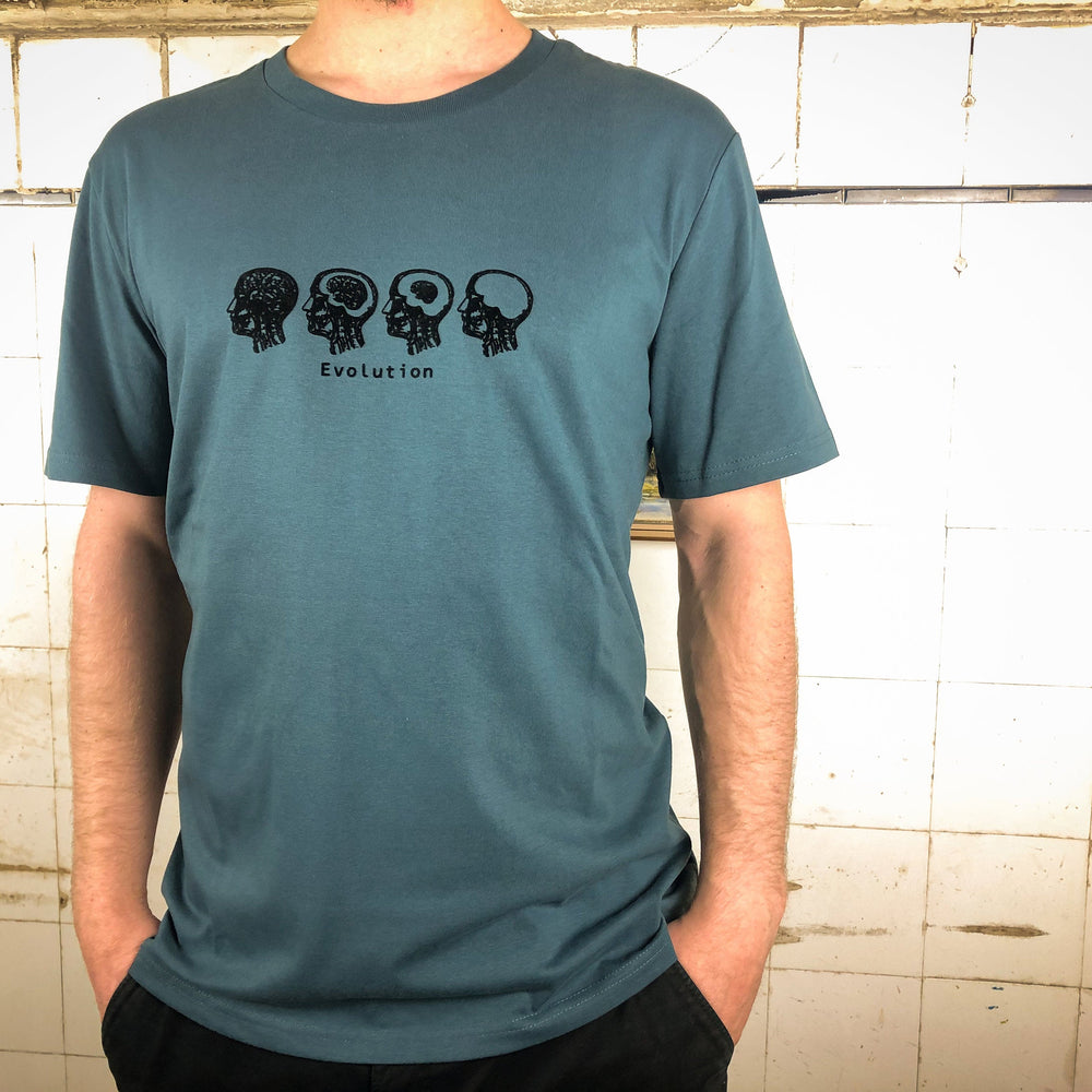 
                  
                    Evolution Männer T-Shirt Bio Shirt petrol blau mit lustigem Druck Motiv aus Flock Gehirn Evolution Männer Geschenk + weitere Farben
                  
                