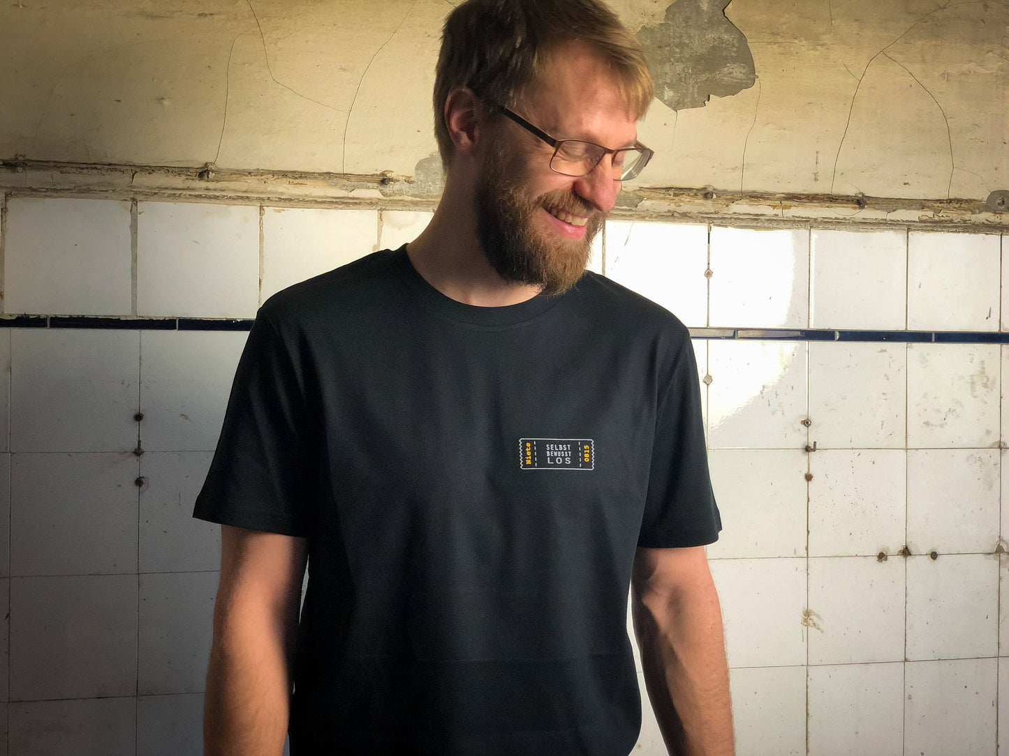 Selbstbewusstlos Männer T-Shirt Bio Shirt schwarz mit lustigem Druck Motiv aus Flock Humor Shirt + weitere Farben